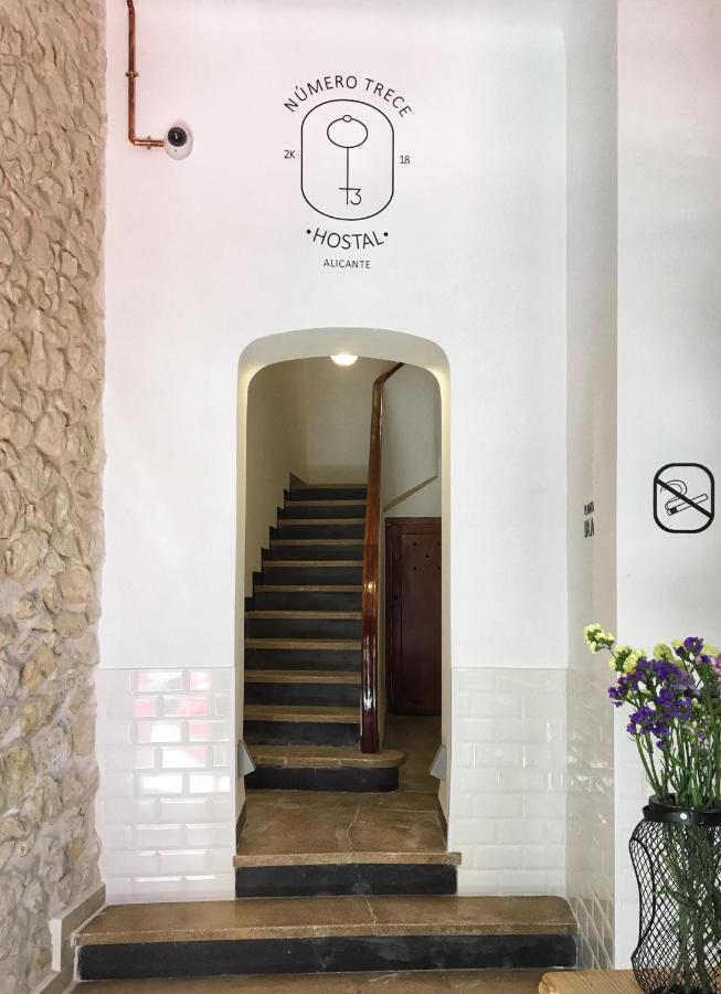 Hostel Numero Trece (Adults Only) Alicante Dış mekan fotoğraf